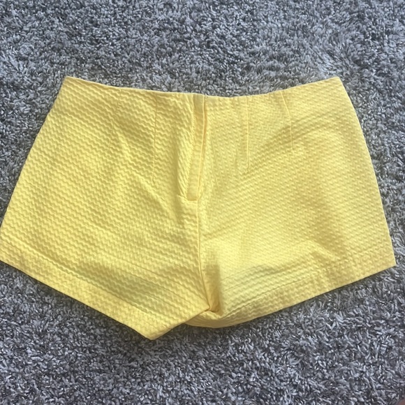 Lilly Pulitzer Shorts - Picture 2 of 2
